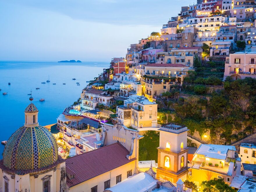 City Highlight Naples World Travel Guide