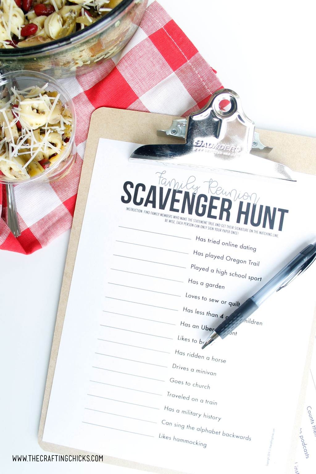 Family Reunion Scavenger Hunt Printable Game The Crafting Chicks